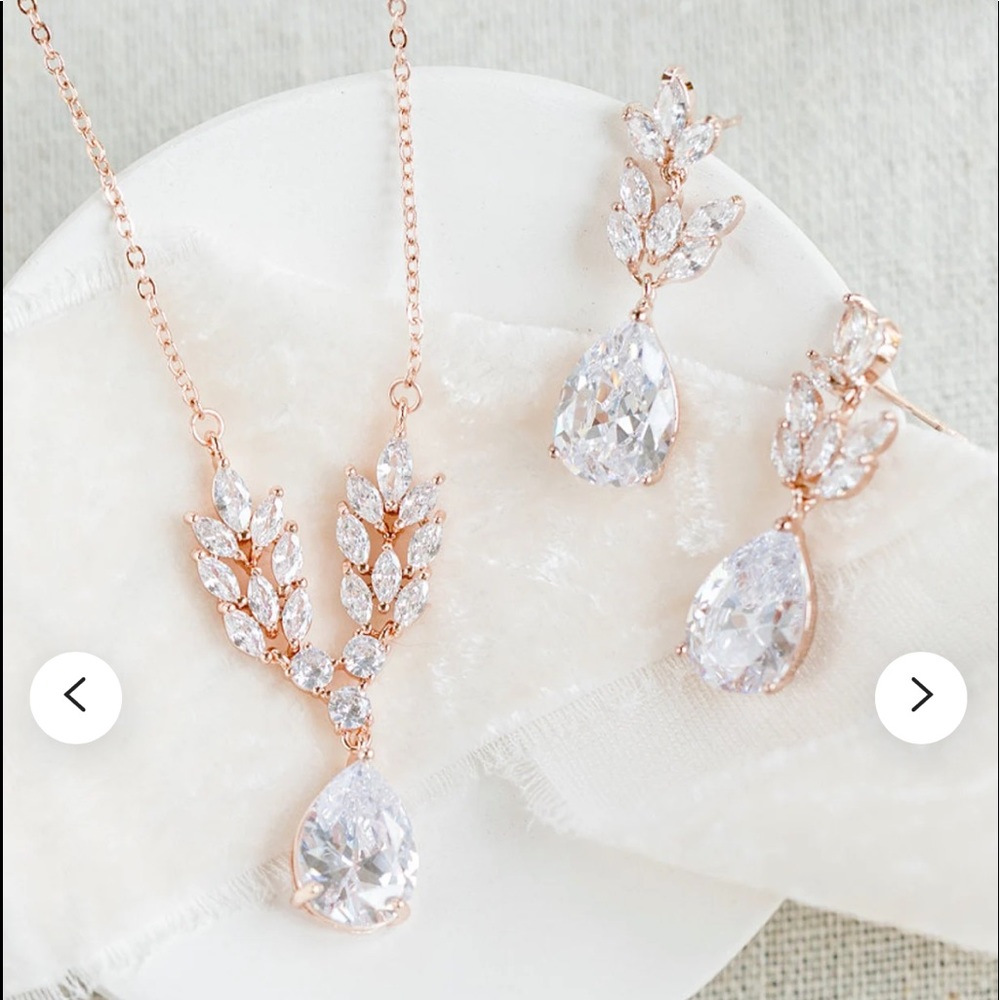 Sparkly Rose Gold Wedding Set - Gorgeous Crystal Necklace and Drop Earrings